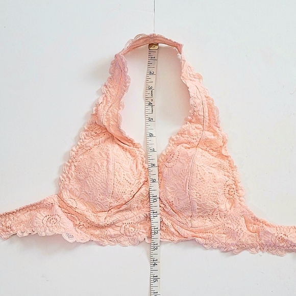 Lace halter Bralette - Picture 2 of 8